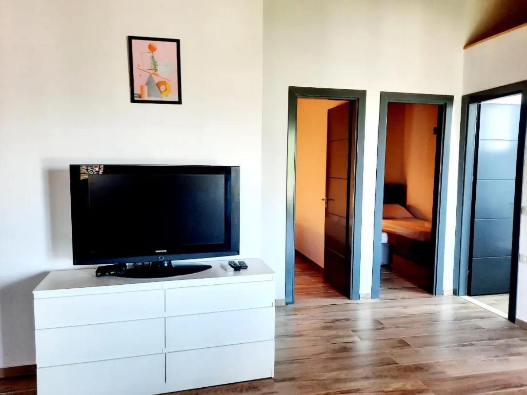 Apartments Alavana Velipoje Ngoại thất bức ảnh